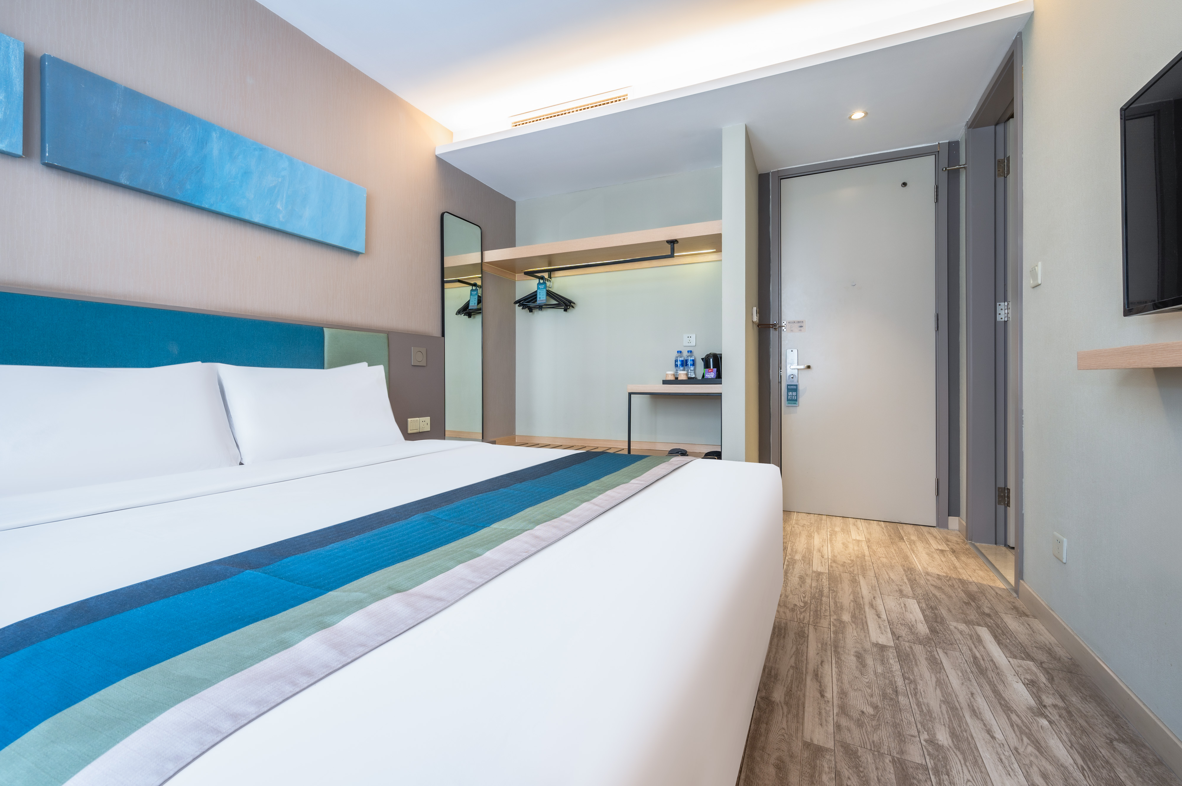 商务大床房（房间地暖）