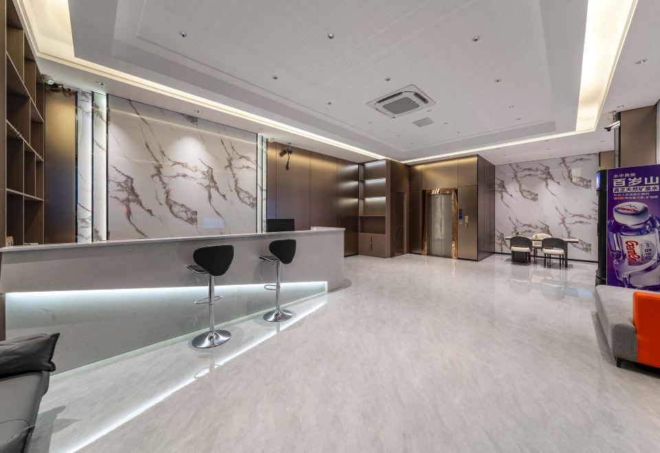 Deqing Yingzi Business Hotel - Housity