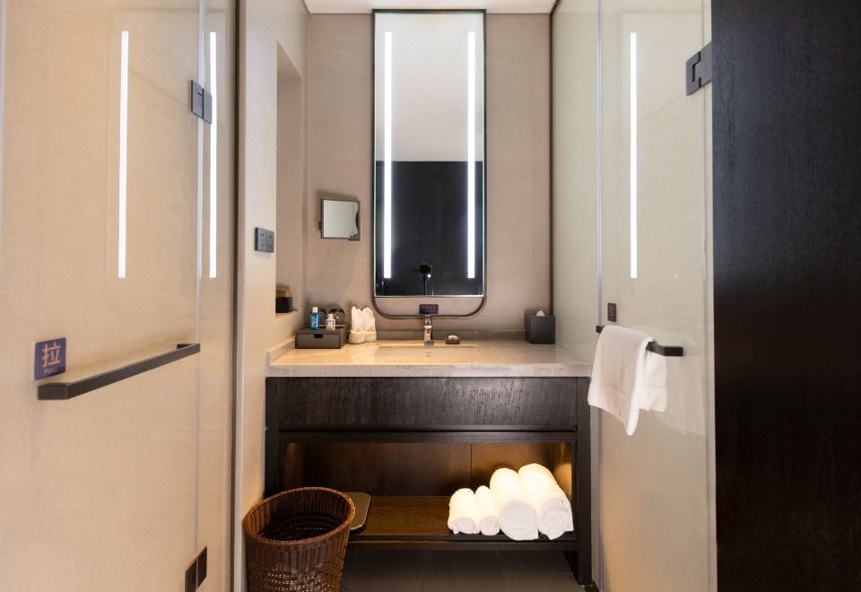 Superior 2-bed Room