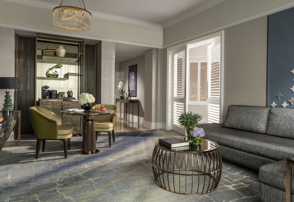 Four Seasons Hotel SingaporeOne Bedroom Club King Suite