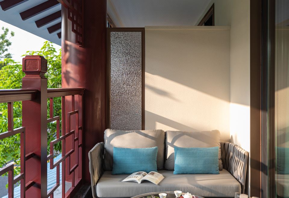 湿地公园豪华大床房（阳台+园景）