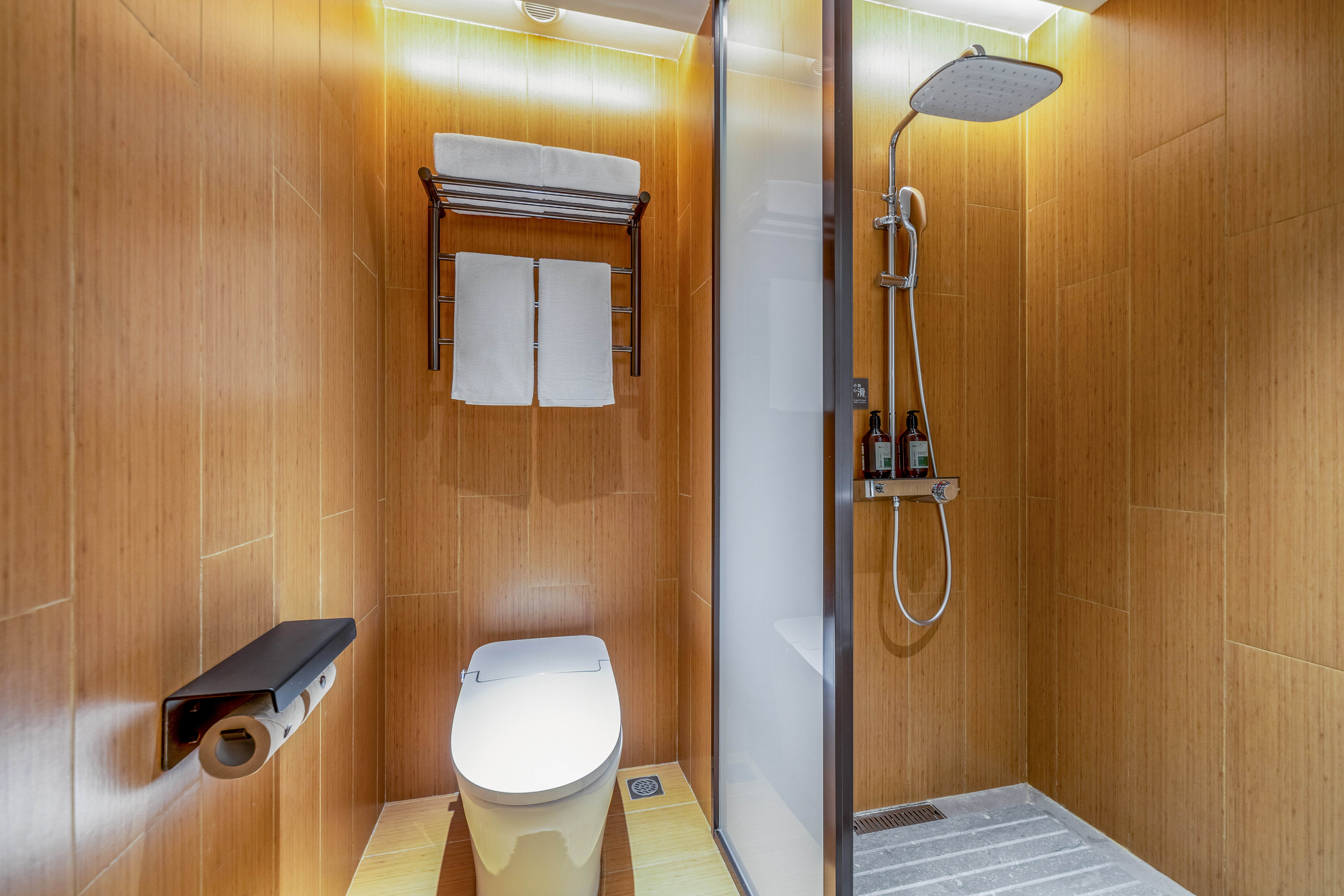 商务大床房（加湿器+65寸投屏电视+小冰箱+深睡枕）