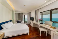 Jomtien Palm Beach Hotel and Resort - Family Friendly