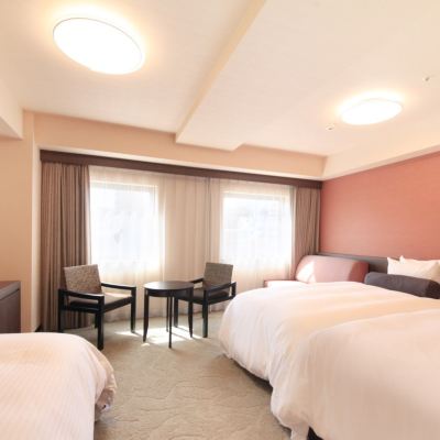 吸菸三人房 里士滿那霸久茂地飯店優惠