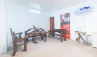 RedDoorz @ Minas Place 2 Banez Ville Tacloban