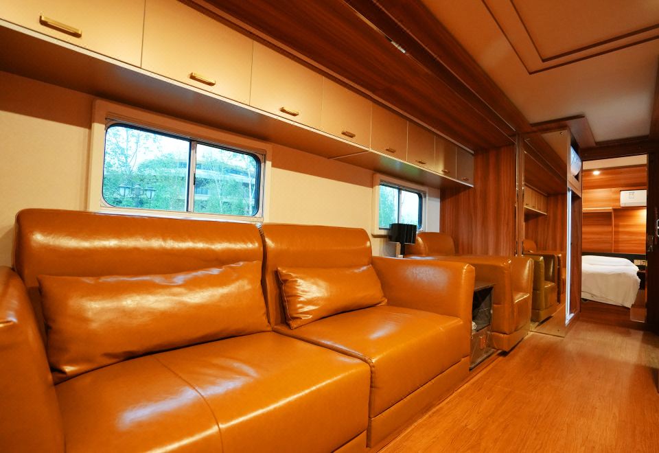 满韵豪华尊享房车11.5米