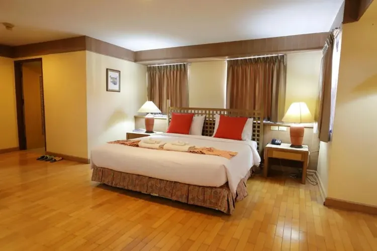 Deluxe Suite Room With Bathtub