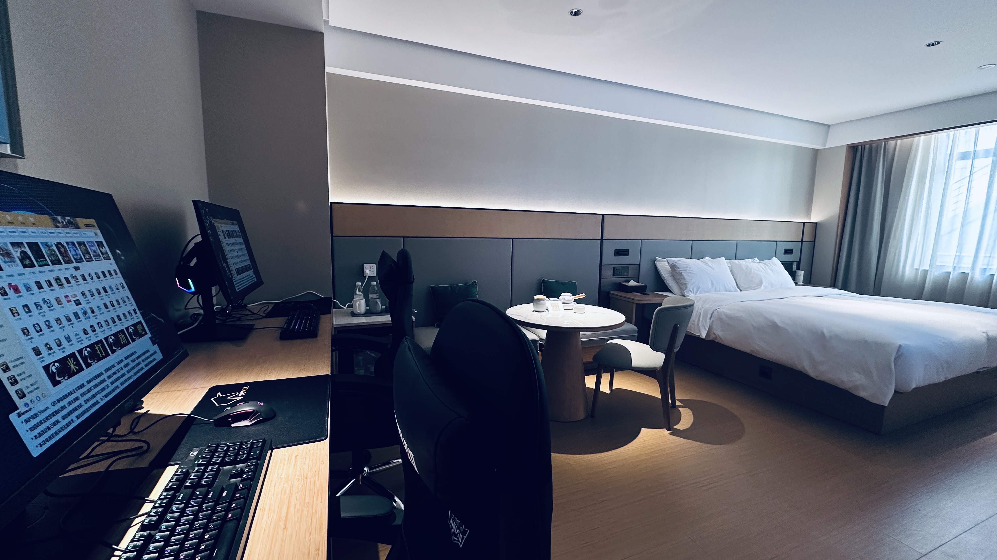 电子竞技双人大床房