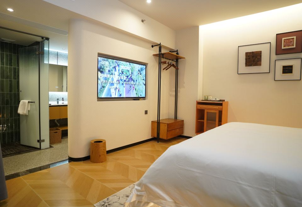 星空雲邸·泳池觀景露台大床房