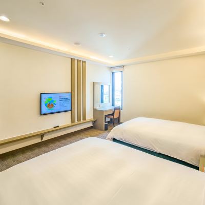 麗致四人房 承萬尊爵渡假飯店優惠