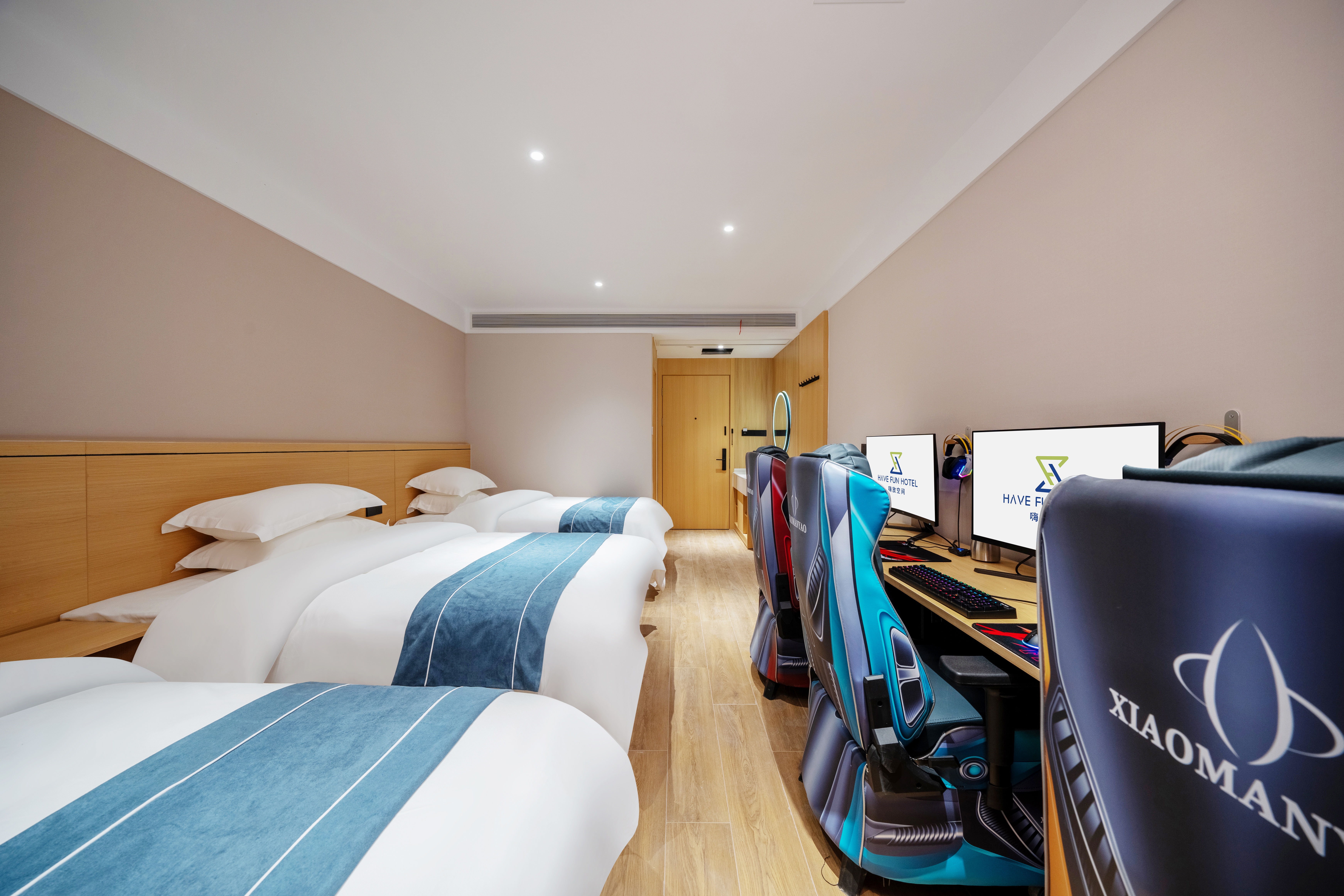 豪华三机三床房（5060ti+三角洲黑鹰+LOL特权加速器）