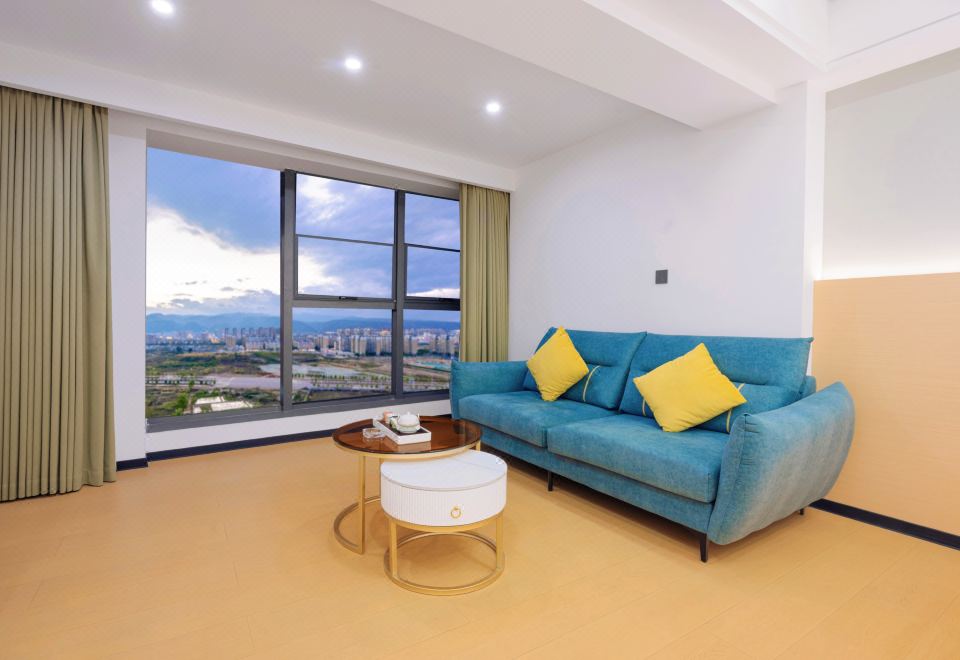 城景轻奢双床房（市井璀璨夜景+定制静眠床品+智能马桶）