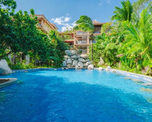 Baoting Rainforest Fairyland Resort & Spa Qixian Mount فنادق في باوتينغ