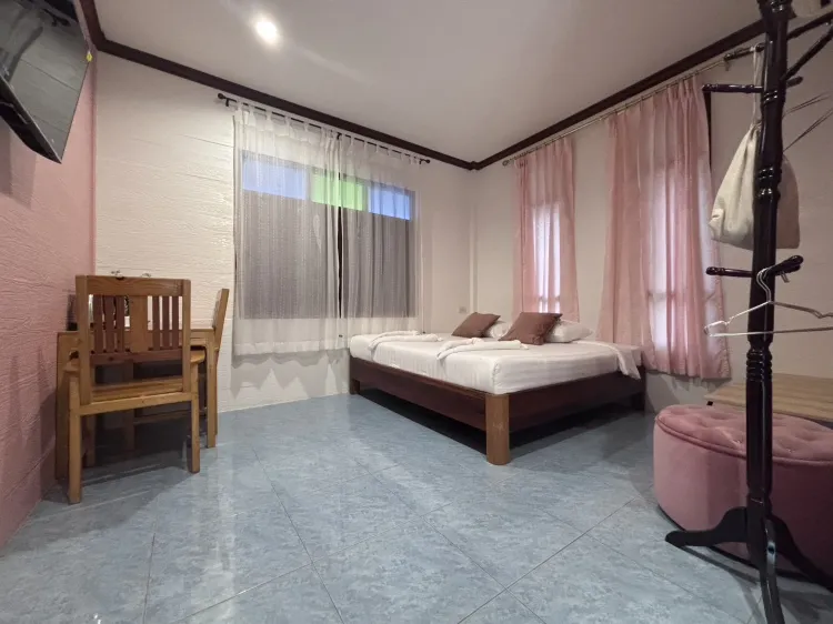 ห้องดีลักซ์ 