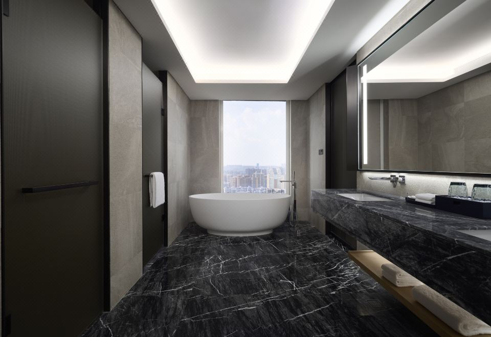 行政套房【180°临湖瞰两岸灯火璀璨】