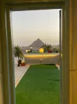 Khan DuiDar Inn - Pyramids View Rooftop Hotels in Nazlet El-Semman