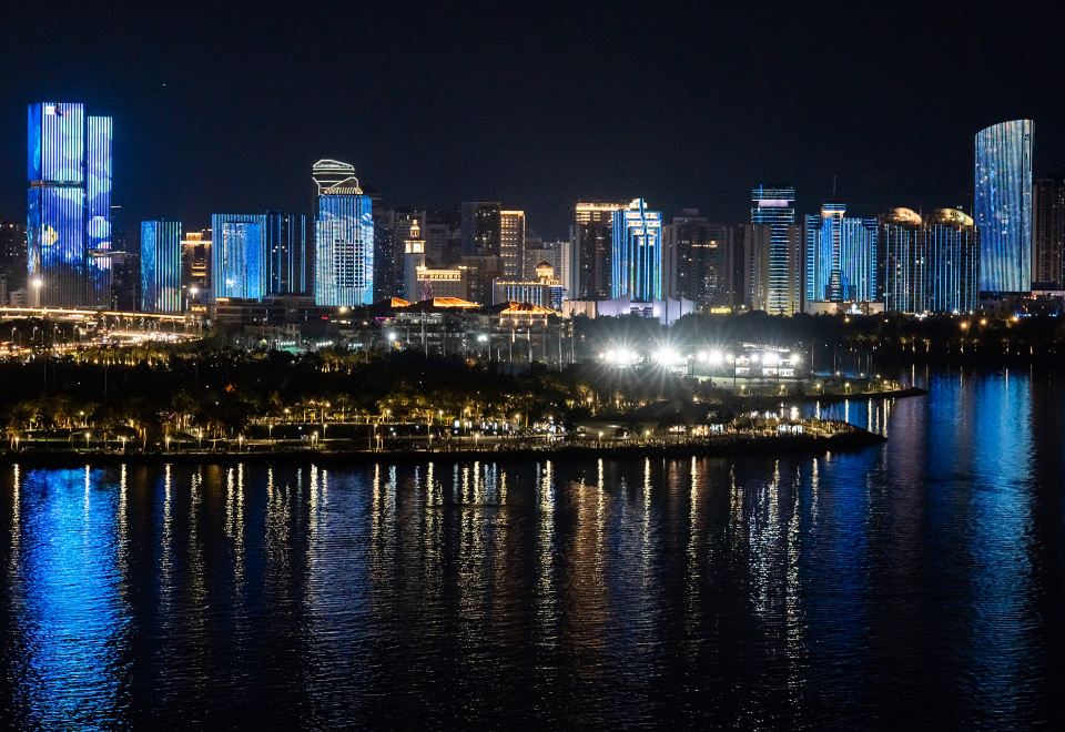 單臥海景套房|陽臺|廚房【CBD璀璨夜景】