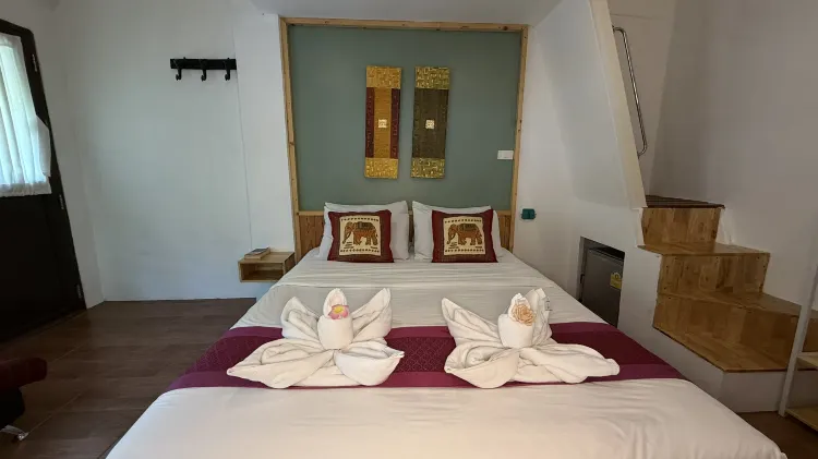 ห้องดีลักซ์เตียงควีนไซส์