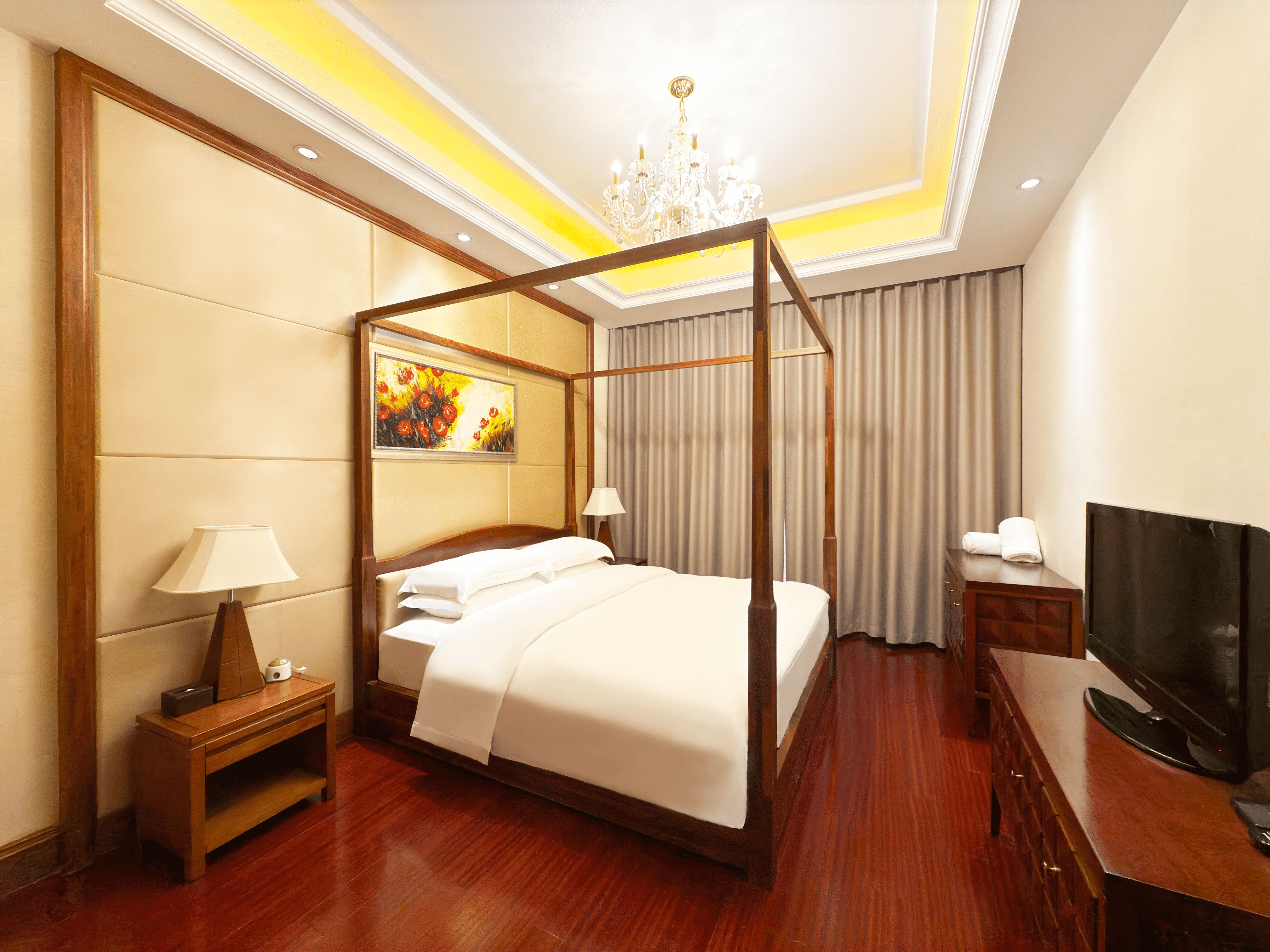 独栋泳池四卧别墅