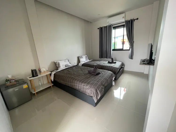 ห้องเตียงแฝดพร้อมห้องน้ำส่วนตัว