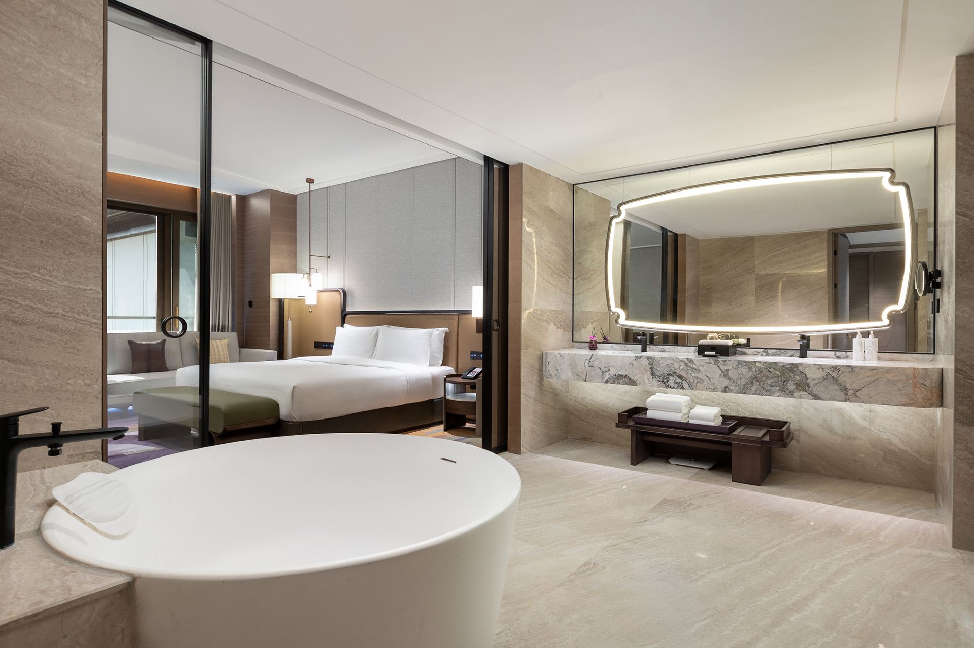 1 King One Bedroom Suite Lounge Access