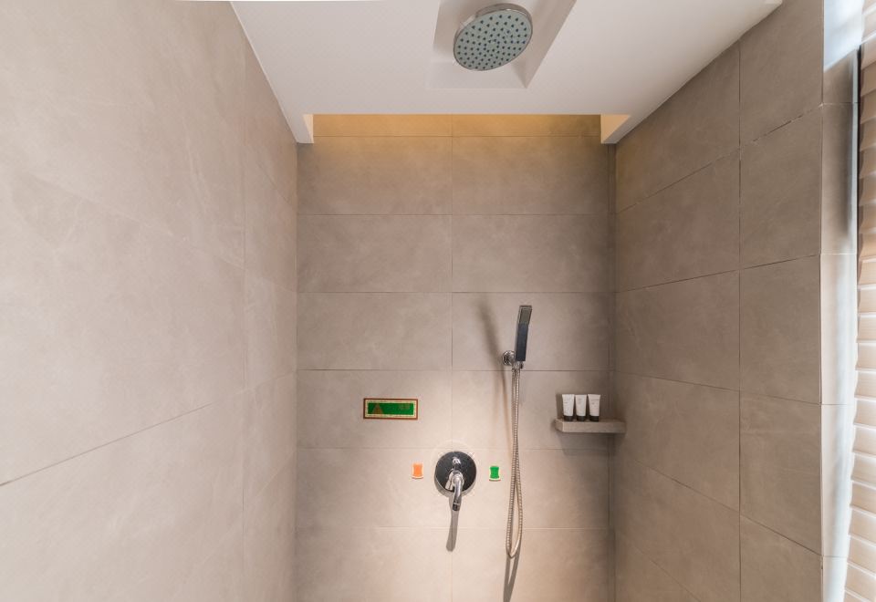 丘山阁·山景双床房『休闲茶几｜全屋智控』