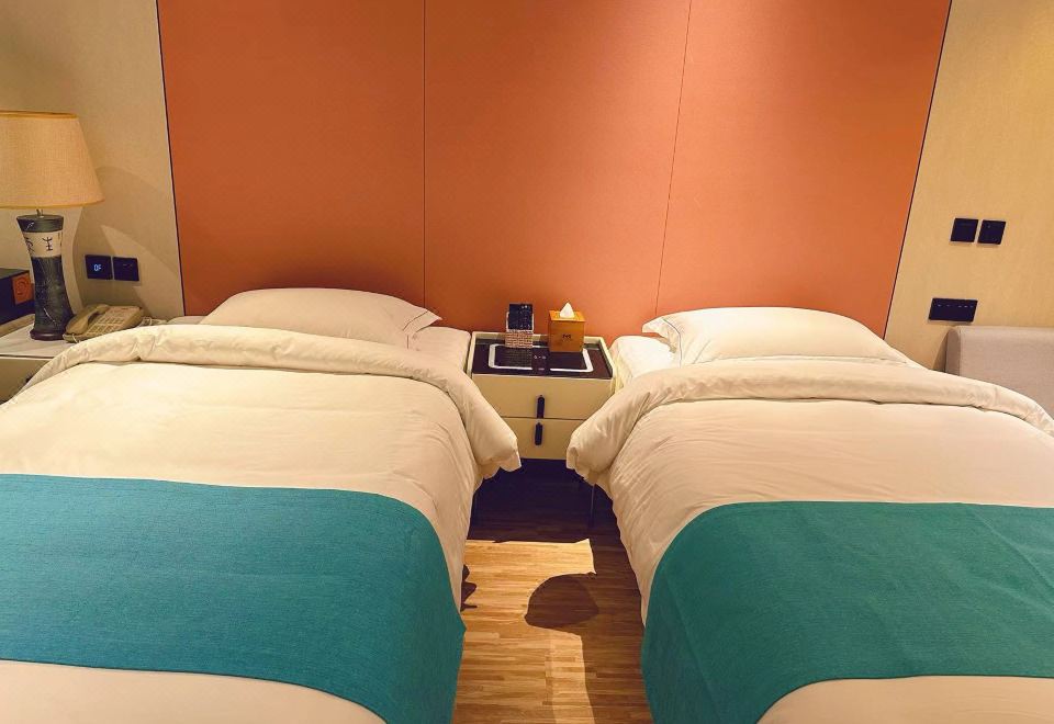 井观标准双床房