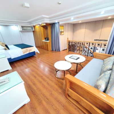 複式暢娛棋牌套房（Loft設計+大空間+河景） 深圳成泰飯店（觀瀾高爾夫店）優惠