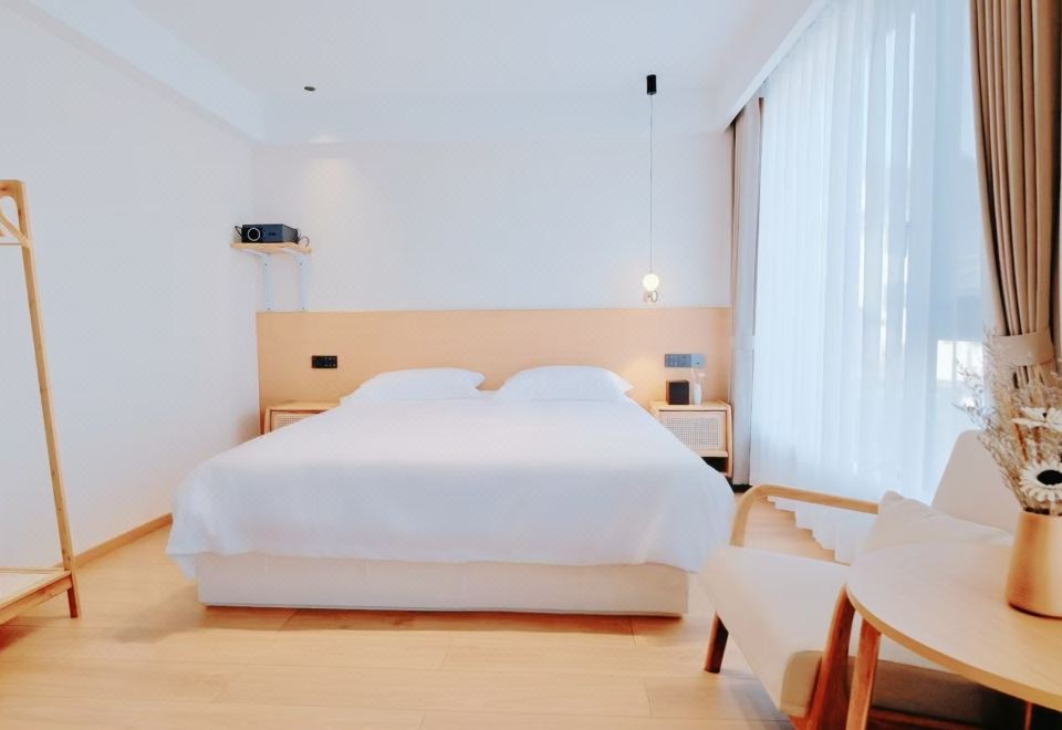 亲子家庭房（落地窗.梦幻投影.智能马桶）