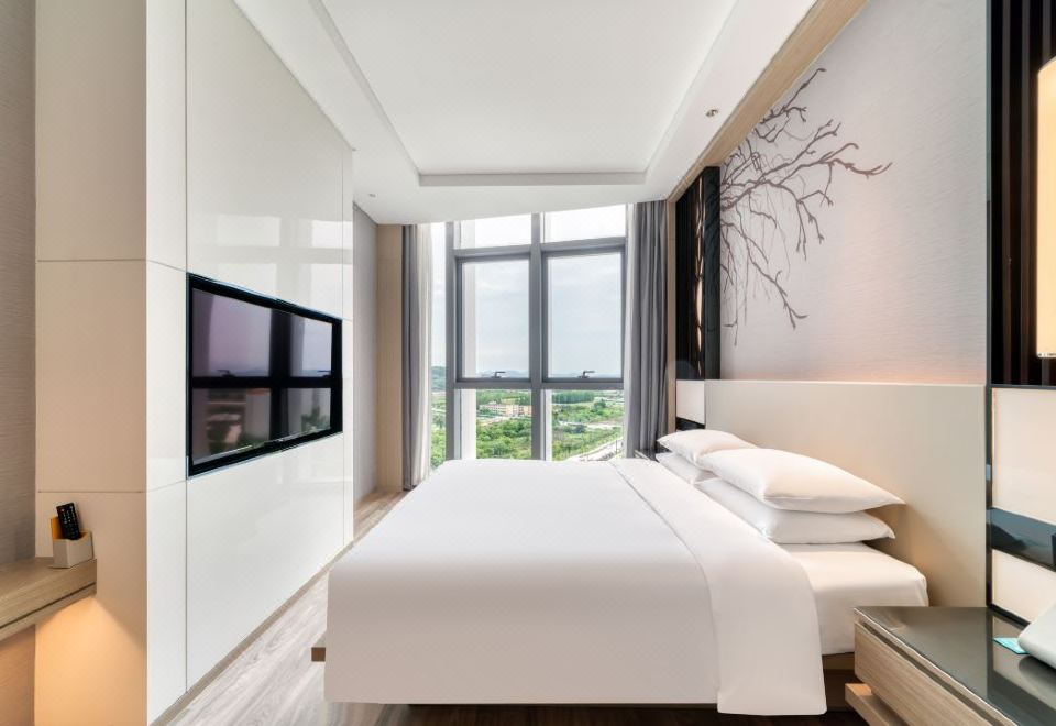 Courtyard By Marriott Hangzhou XihuPremier Queen Room