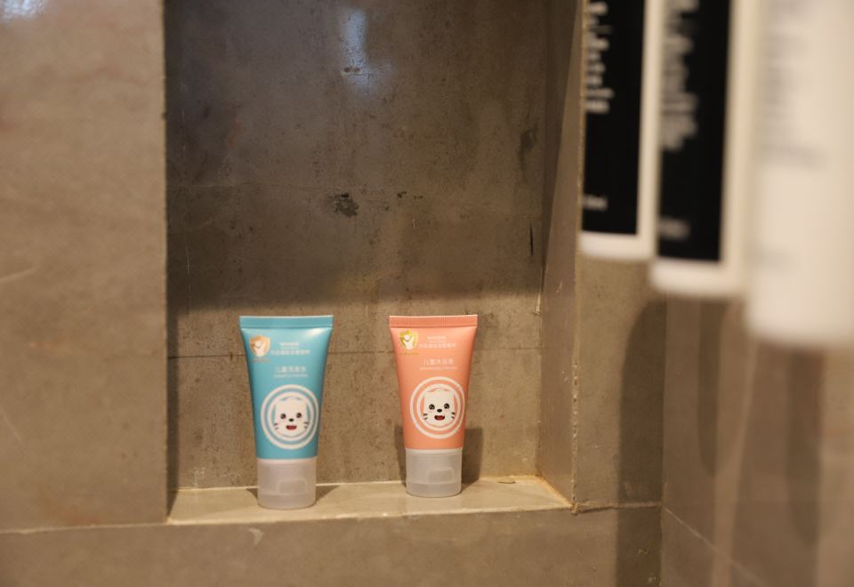 豪華親子房（卡通主題+Acca Kappa洗護用品+獨立浴缸）