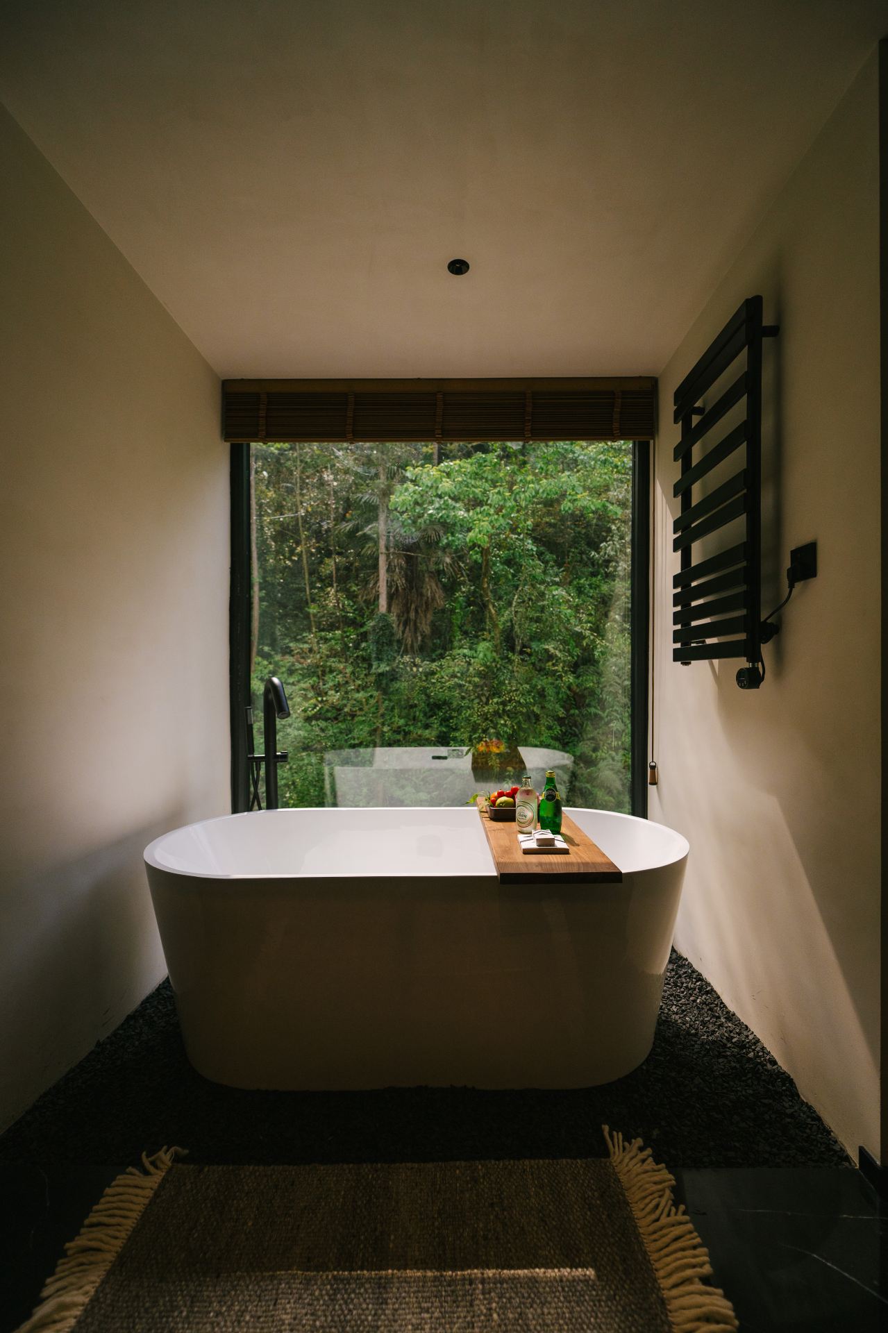 Featured Room， - Mountain-View (Double Bed)