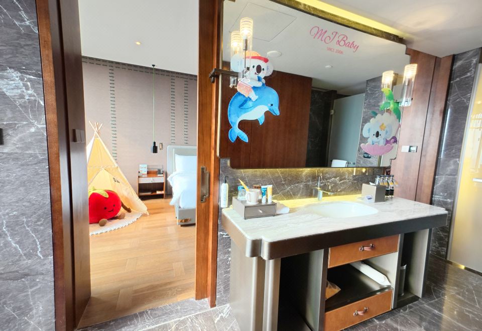 夢潔寶貝親子主題房—小魚閨蜜