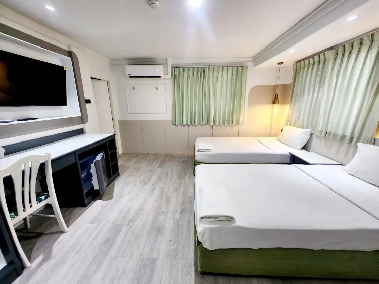 ห้องดีลักซ์ เตียงแฝด