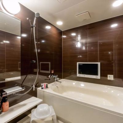 （連泊）デラックスキングルーム【禁煙】「お酒飲み放題&軽食無料」 ホテルバリタワー大阪天王寺 クーポン