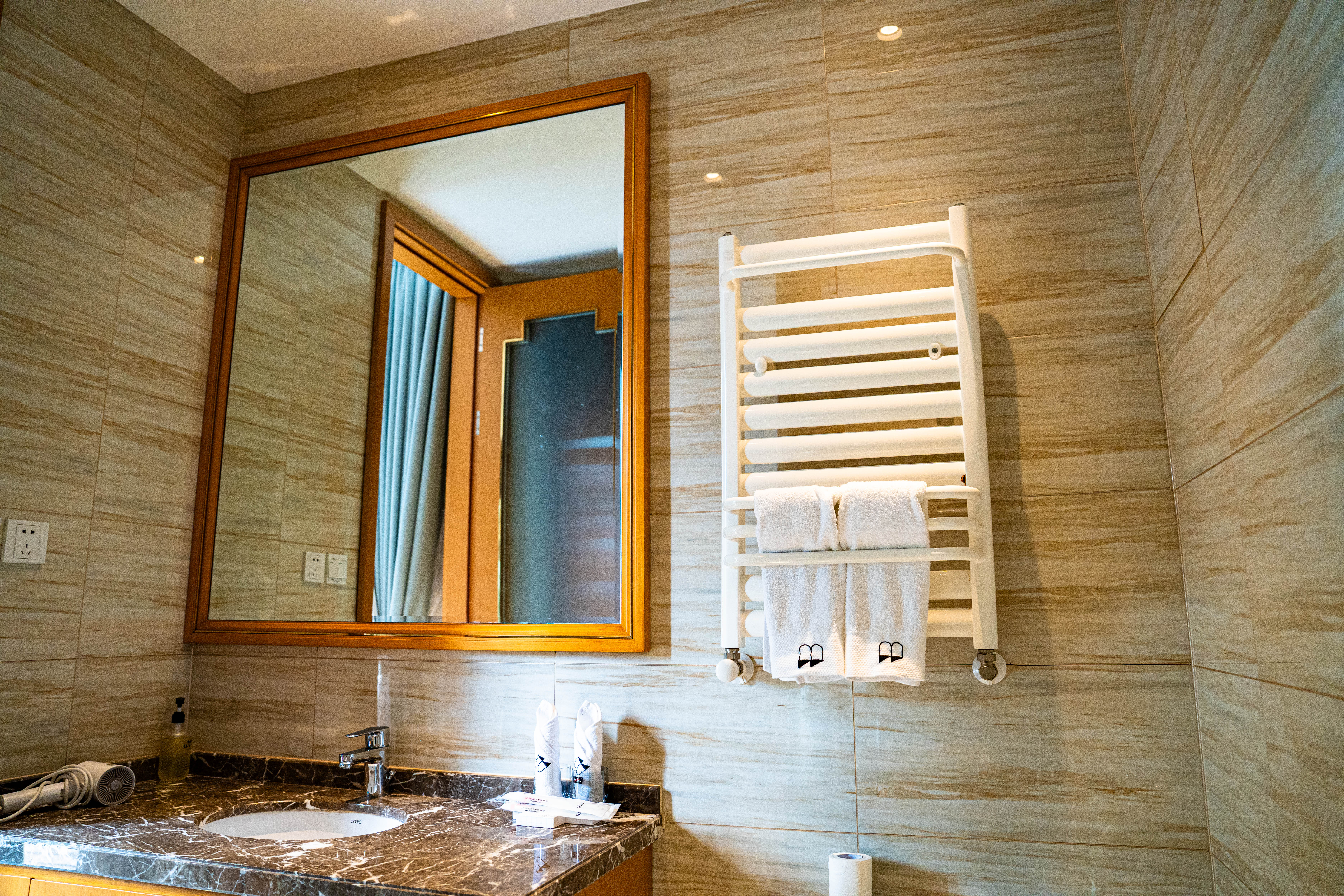 三房三衞徽韵·新中式商务雅院