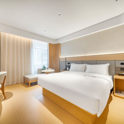 商務大床房（電視投屏+智能馬桶+金可兒床墊） 全季飯店（九寨溝景區店）優惠