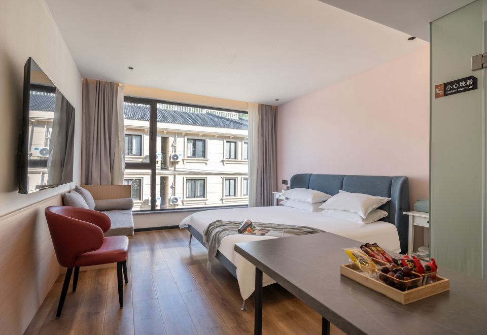 Holiday·觀海日出海景大床房