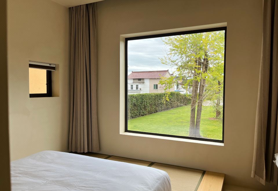 秋月·景观榻榻米房