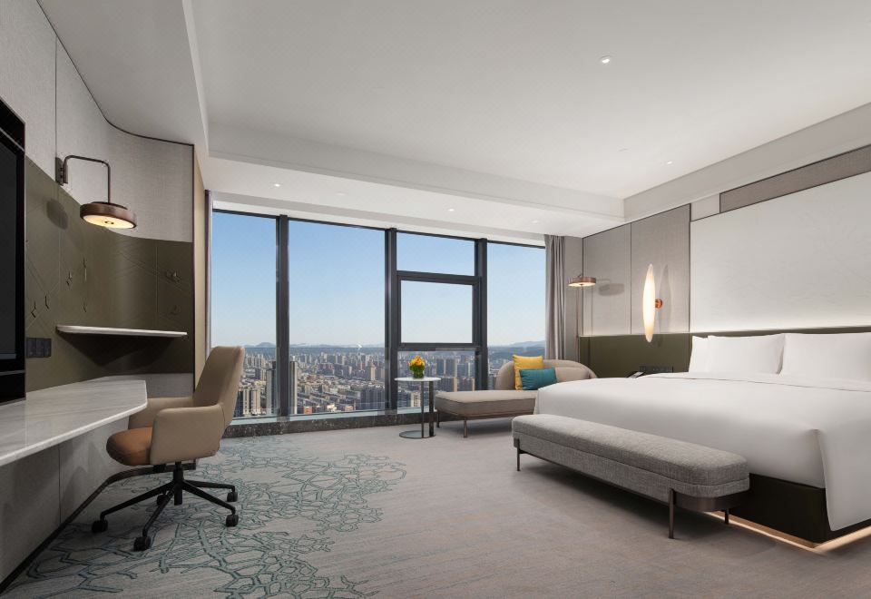 Crowne Plaza Jinan Runhua Hotel1 King Premium