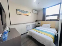 Lanjin Hotel (Fei County Jianshe Road Oriental Shopping Plaza) Hotels in Fei County