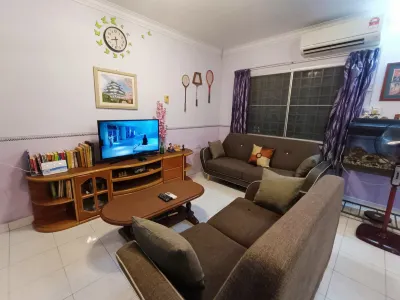 Kota 3BR Townhouse 5 Pax - TVBox/Mahjong/Jonker Ξενοδοχεία στην πόλη 