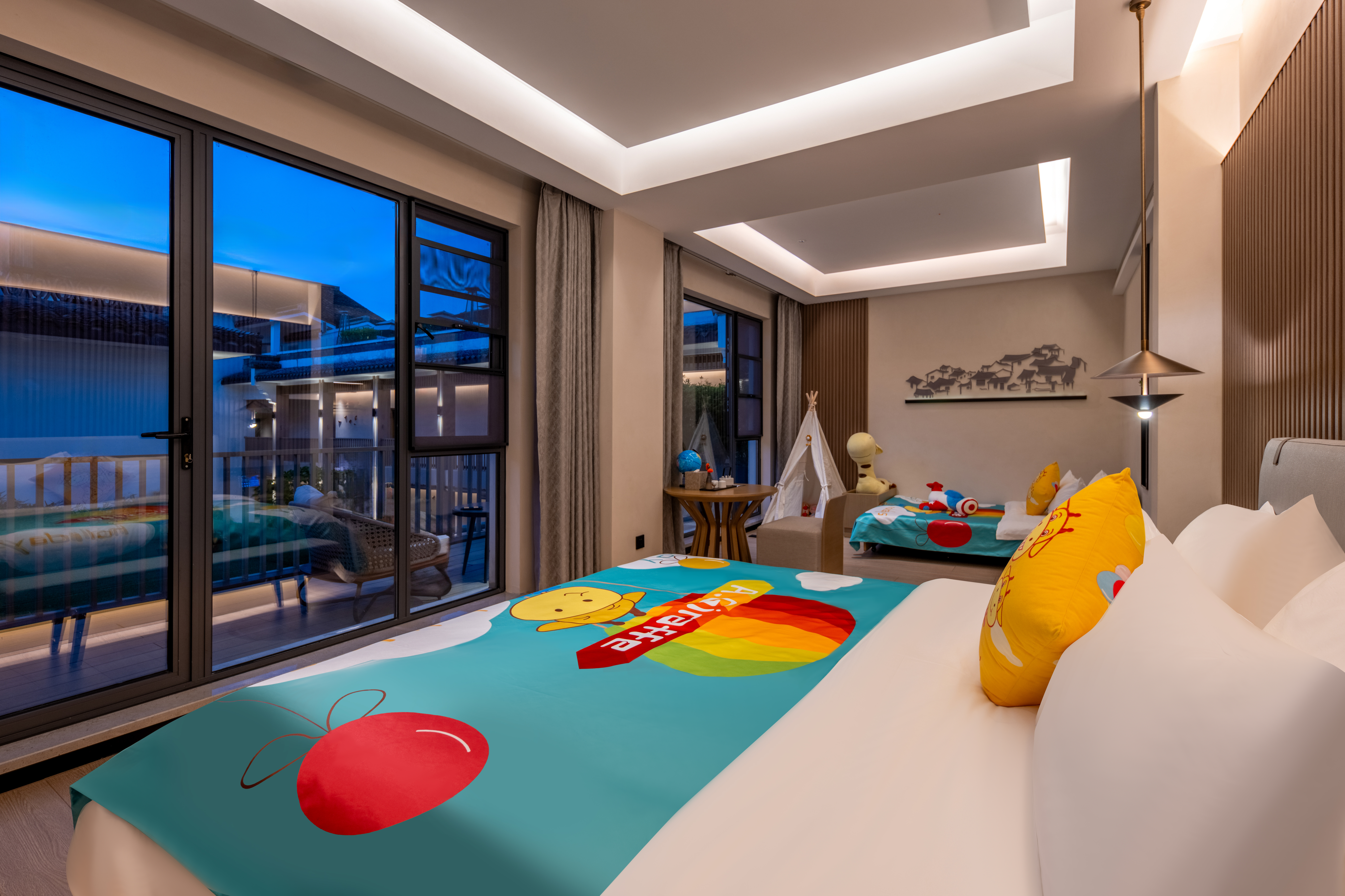 龙山院景·阳台景观家庭房（舒享景观+落地窗）