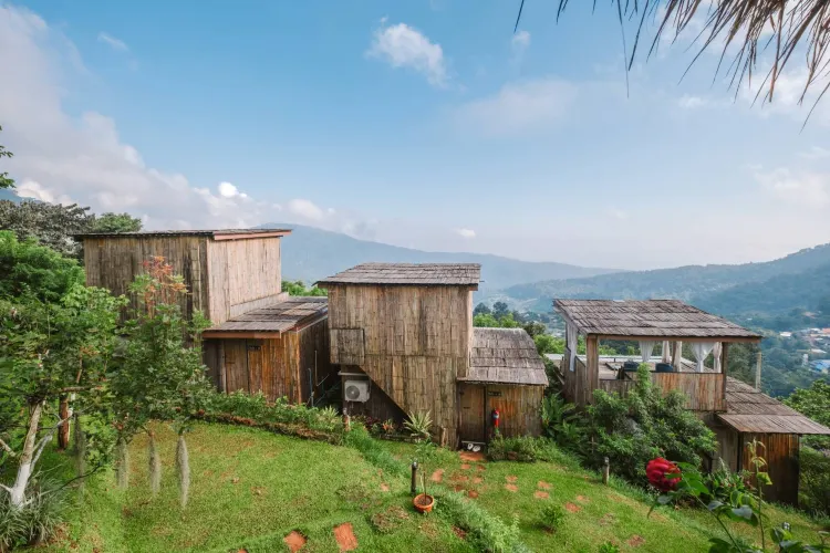 Deluxe House, Air Conditioning, Hill View