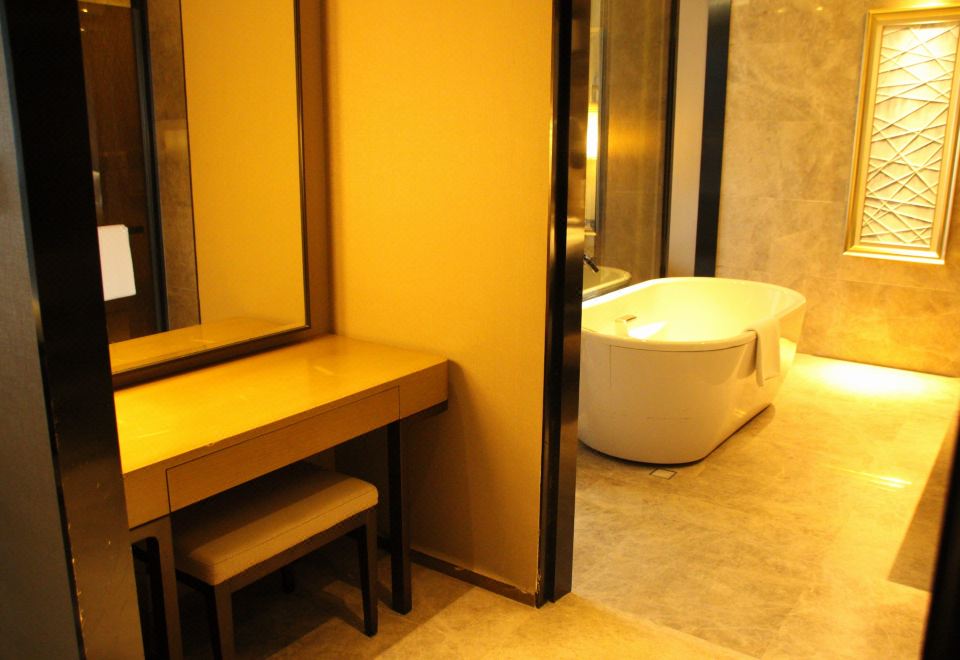 精致大床套房（浪漫七夕氛围）