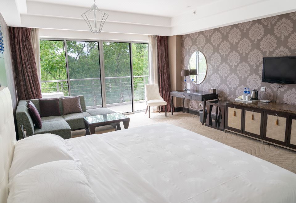 5號樓?園林波眠大床房