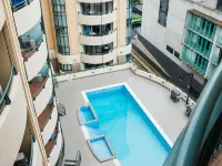 Adina Serviced Apartments Canberra James Court Hotels in Braddon