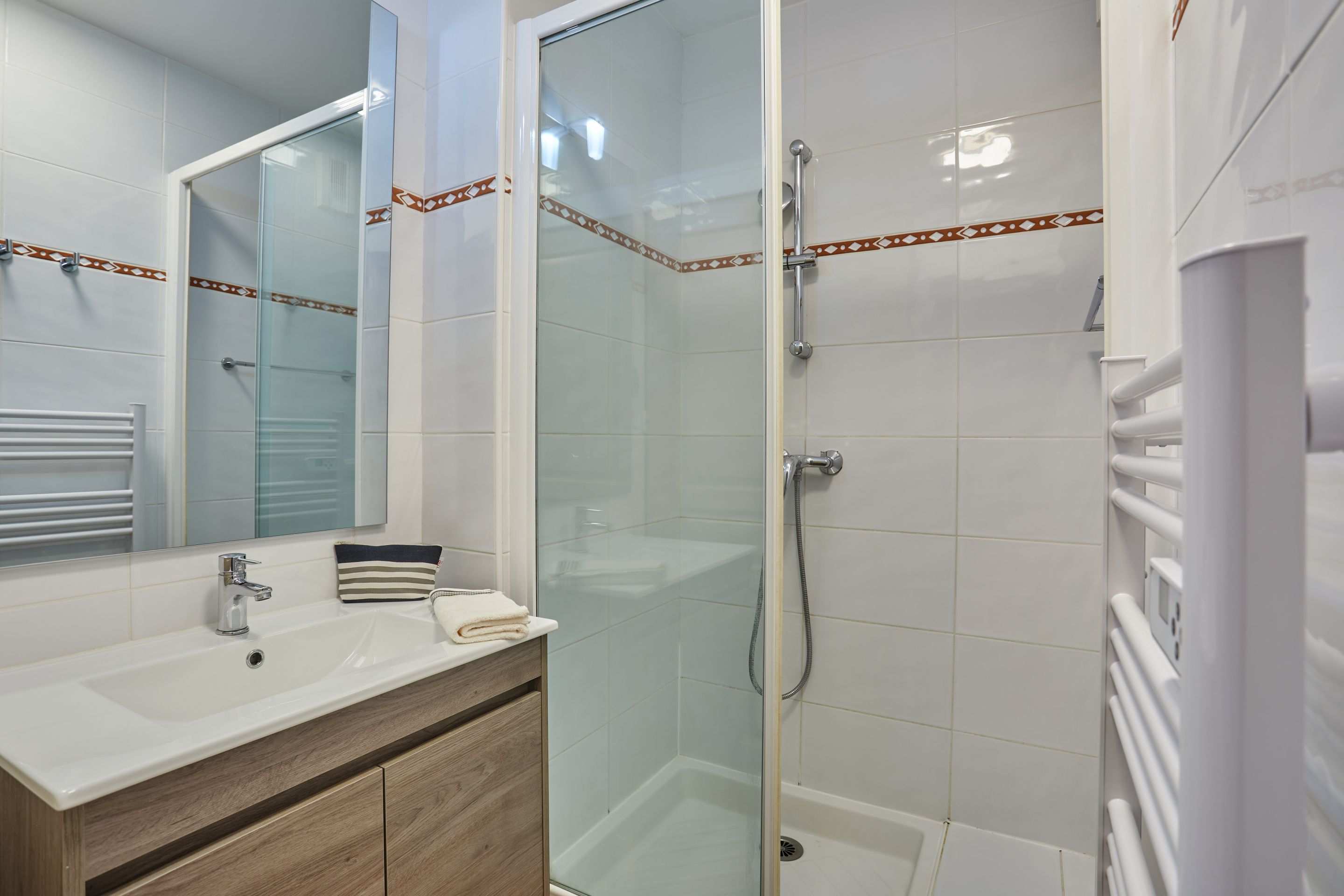 4房（8位客人）