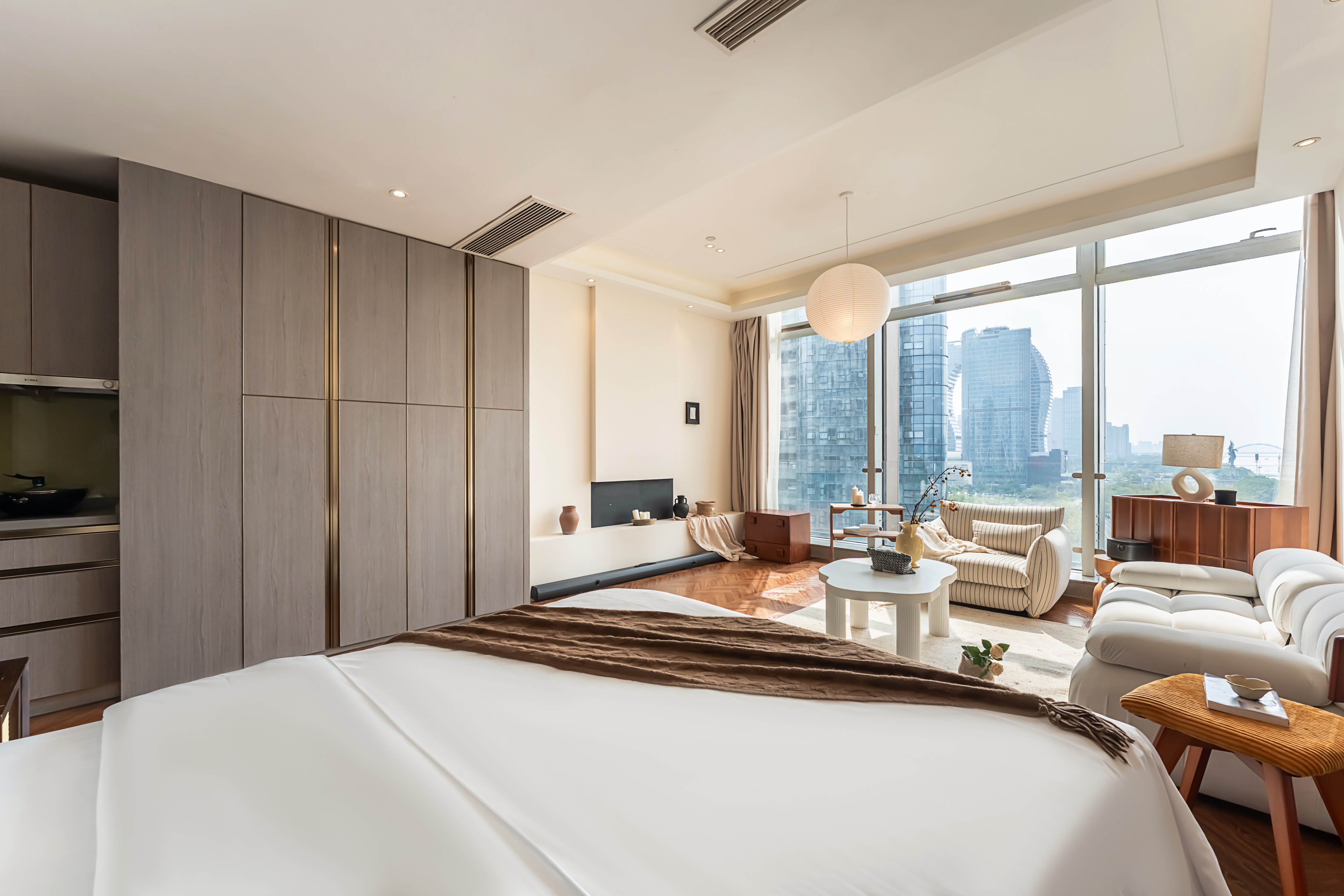 望舒?网红大床房+180°落地窗观江景+巨幕投影