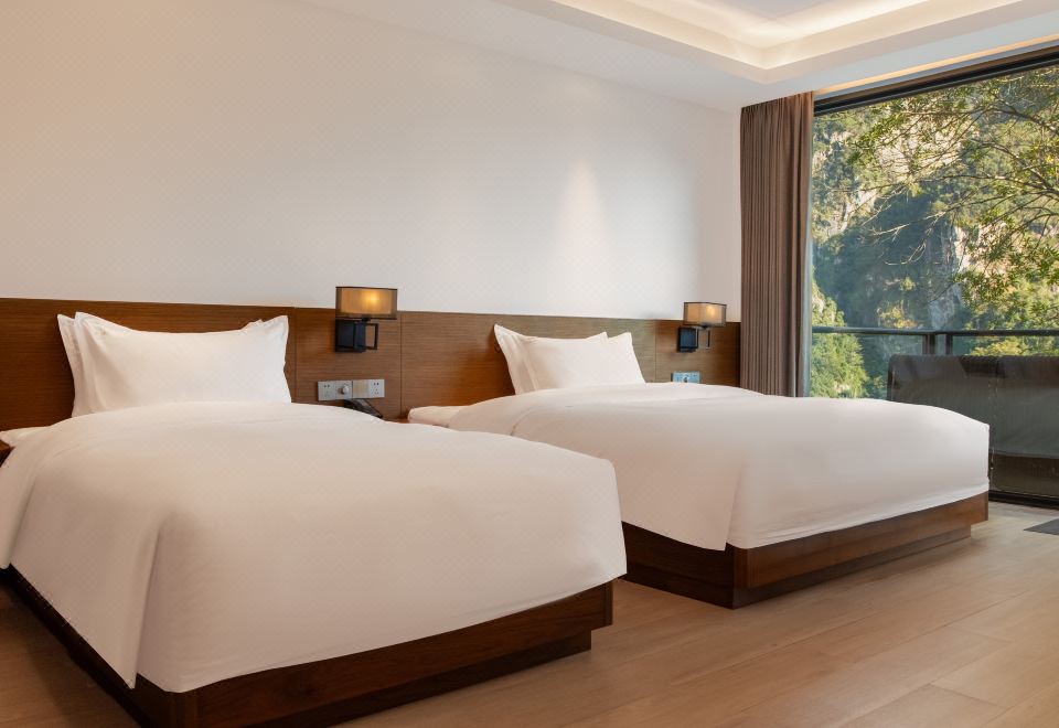 FUZHOU ROYAL HOT SPRING HOTEL & RESORTYunshui Pavilion - Health Villa (three Bedrooms And One Living Room+indoor And Balcony Hot Spring Pool)